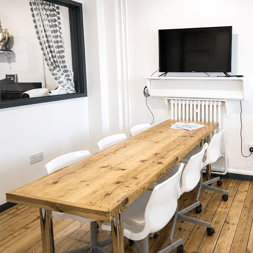 Mainyard Studios Tower Hamlets  Meeting Room Product Image